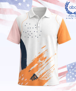 เสื้อโปโลพิมพ์ลายลายกราฟิกสีส้ม ขาว ชมพู แขนสั้น ปกปุ่ม 3 เม็ด มีลายจุดและเส้นกราฟิกบนตัวเสื้อ