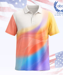 เสื้อโปโลพิมพ์ลายแขนสั้น สีสันสดใส มีลวดลายเส้นโค้งหลากสี ตั้งแต่สีขาว ส้ม เหลือง ฟ้า และม่วง