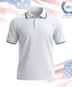 เสื้อโปโลพนักงานสีขาว ปกและปลายแขนมีแถบสีเขียว แขนสั้น