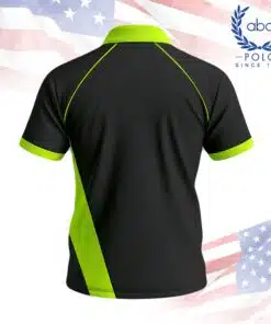 เสื้อโปโลพนักงานสีดำมีแถบสีเขียวสะท้อนแสงที่ปก แขน และด้านข้างเสื้อ ภาพที่ 2